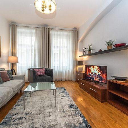 Wishlist Prague Residences - Old Town Square ภายนอก รูปภาพ