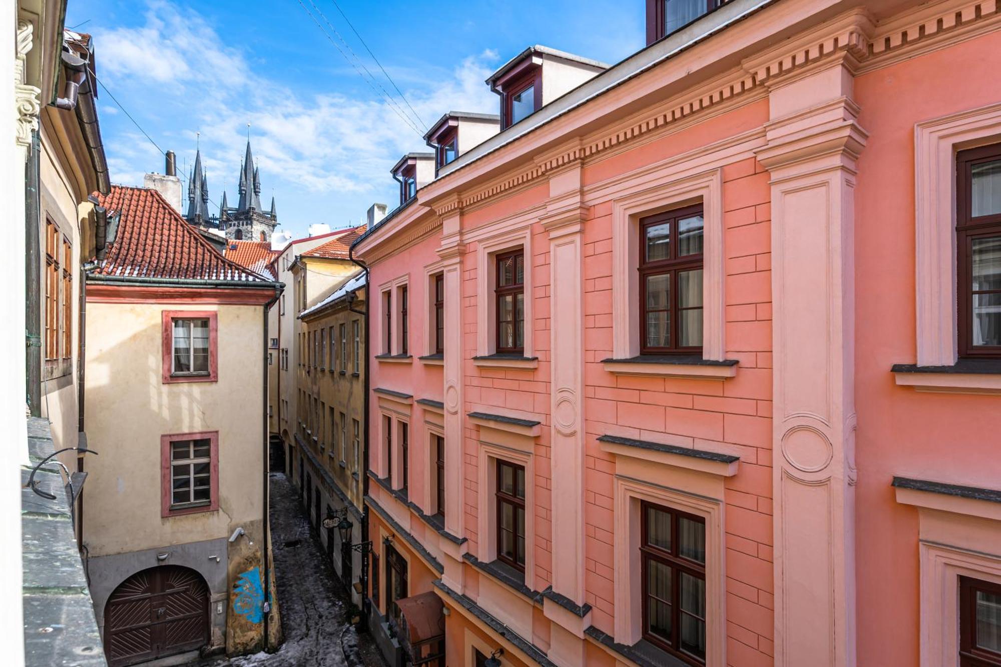 Wishlist Prague Residences - Old Town Square ภายนอก รูปภาพ