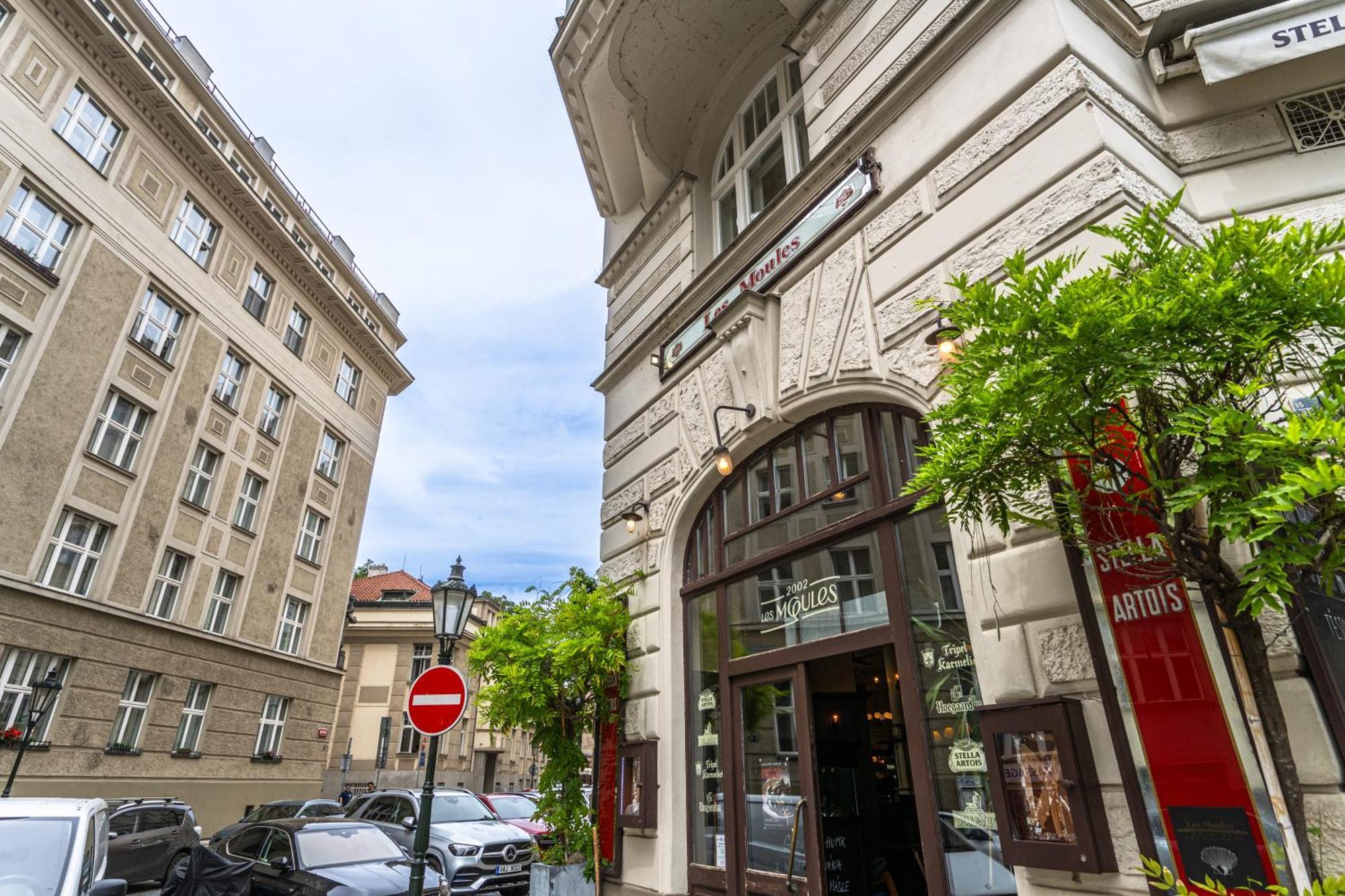 Wishlist Prague Residences - Old Town Square ภายนอก รูปภาพ