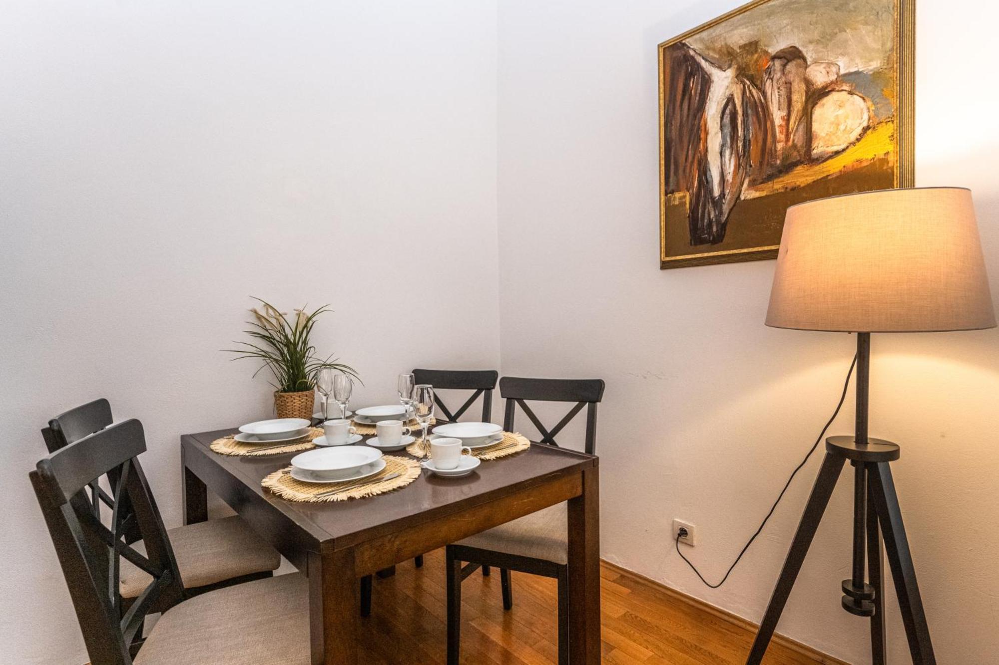 Wishlist Prague Residences - Old Town Square ภายนอก รูปภาพ
